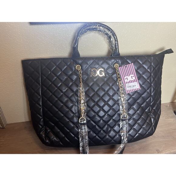 NWT Gilda Paris Quilted Large Black Tote Bag – Gold Chain Straps Oversized Tote - Picture 1 of 4